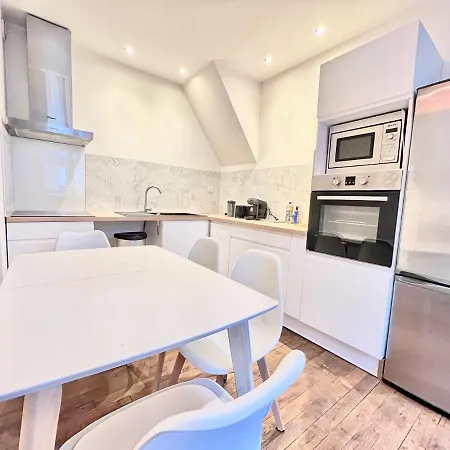 Apartment Le Columbus ~ Magnifique T3 A / Fibre *